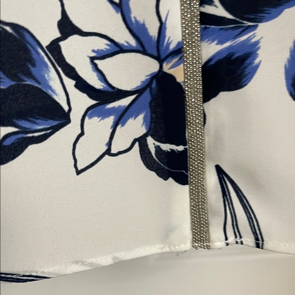 JM Collection Blue Floral Blouse Size L - Picture 6 of 6